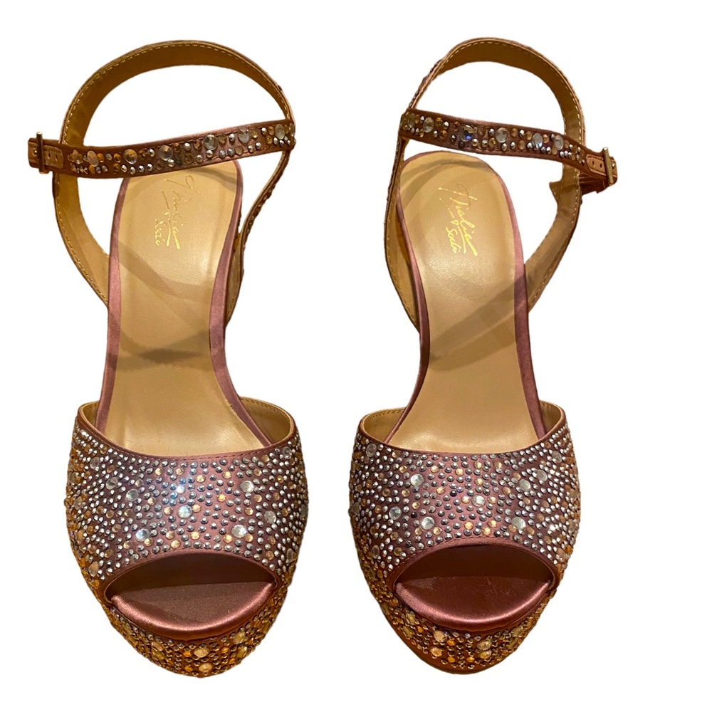 NWOT Thalia Sodi Mauve Bling Heels